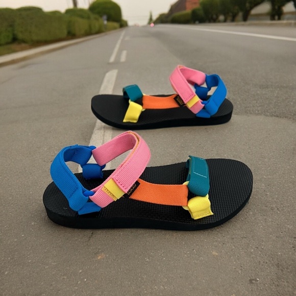 New in the box Teva original universal SMU 90s multi color sandals Sz Various - Picture 8 of 11